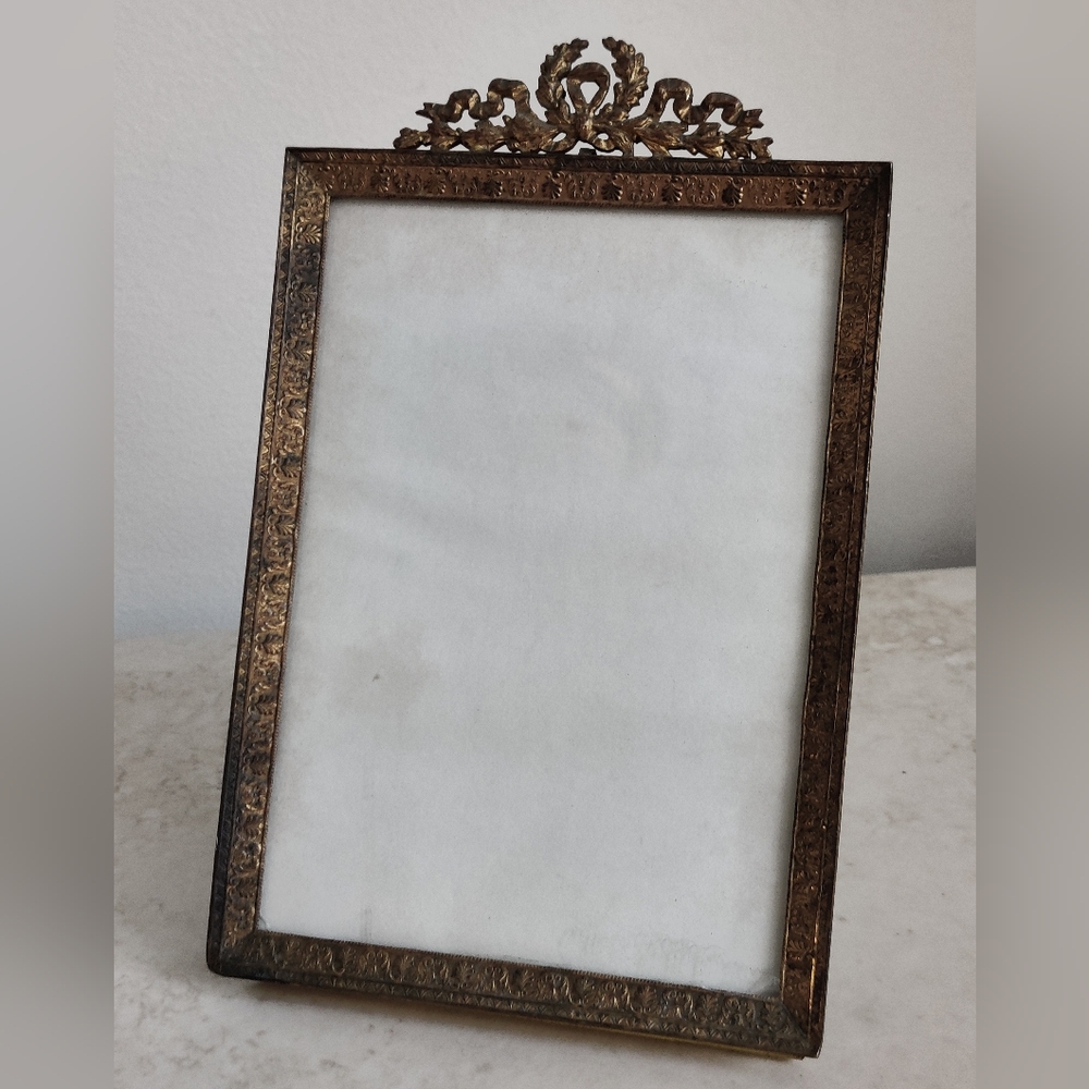Antique Woodward & Lothrop Ornate Bronze Photo Frame